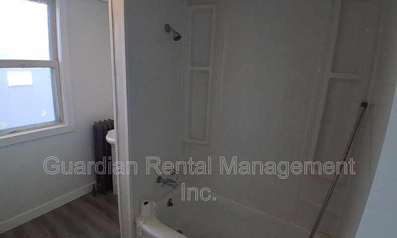 2 Bedroom + Den, 1 B...