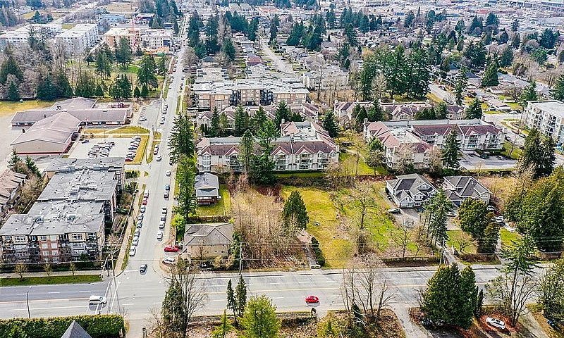 13878 108 Avenue Sur...