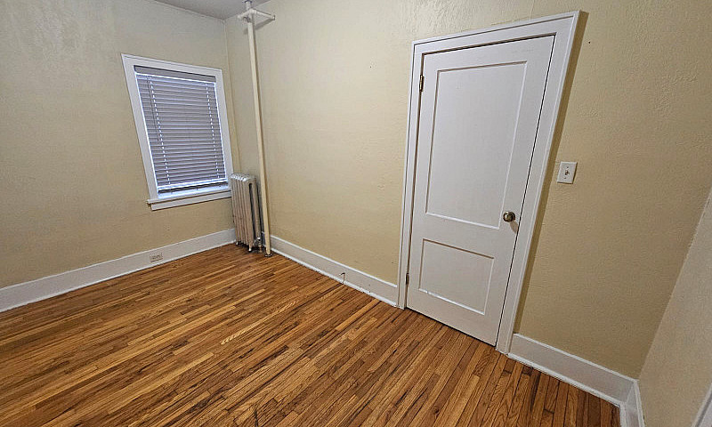 558 Sherbrook - 1 Br...