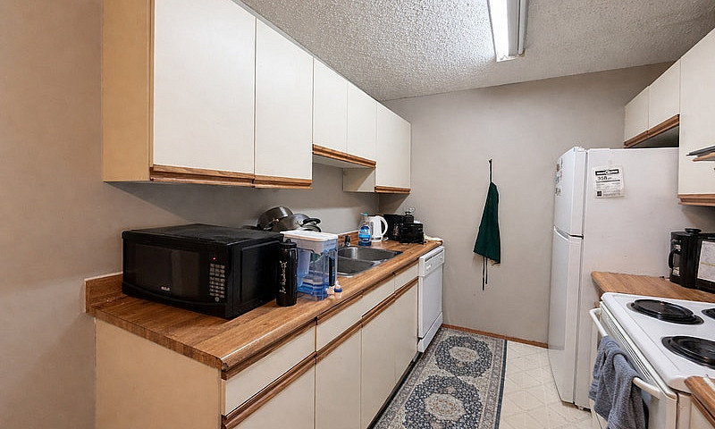 West Edmonton 2 Bed ...
