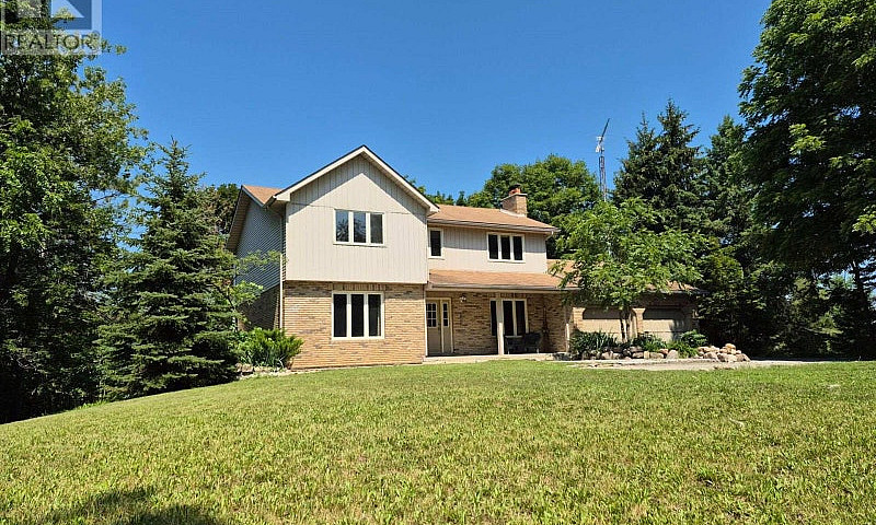 2100 Snow Valley Roa...
