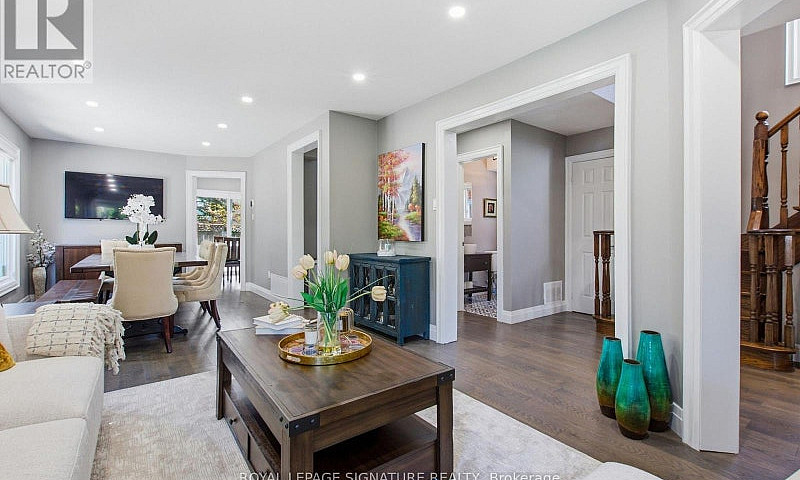 Detached 4+1 Bed Hom...