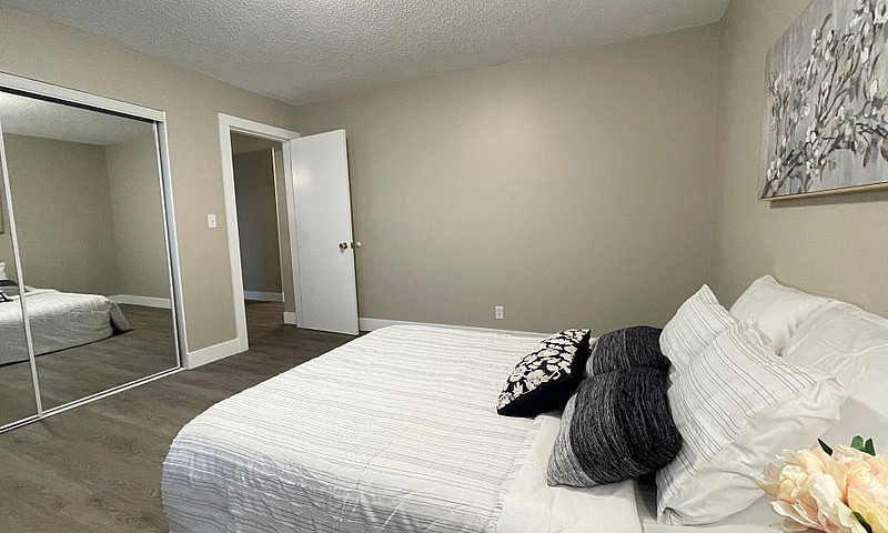 2 Bedroom Yellowston...