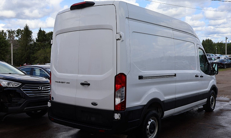 2023 Ford Transit 25...