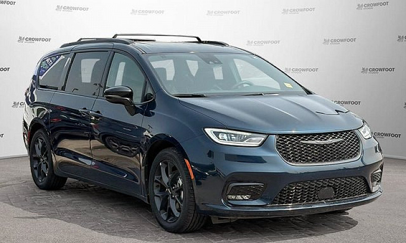 2025 Chrysler Pacifi...