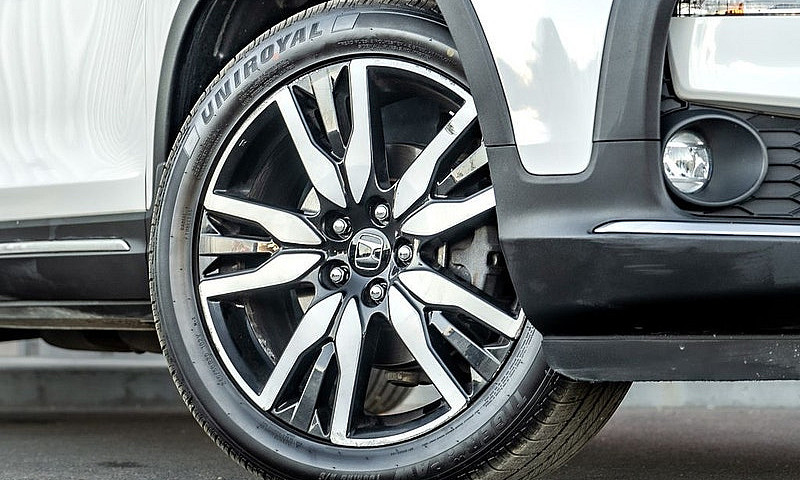 2022 Honda Pilot Tou...