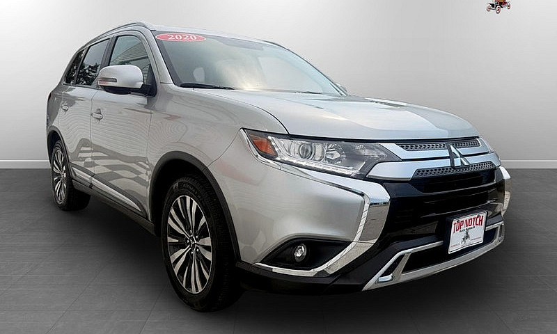 2020 Mitsubishi Outl...