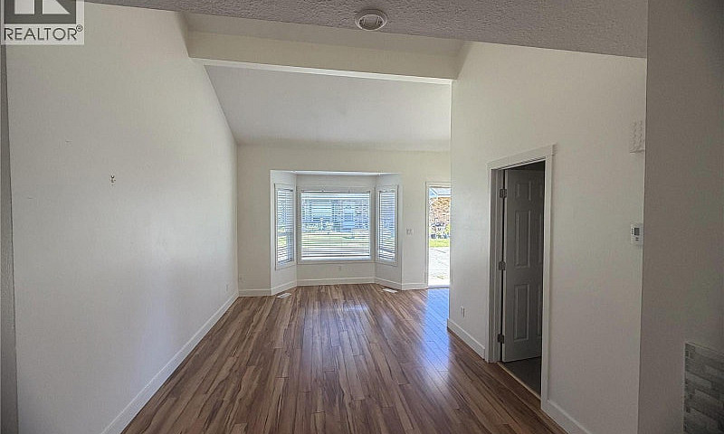 3155 Gordon Drive Un...