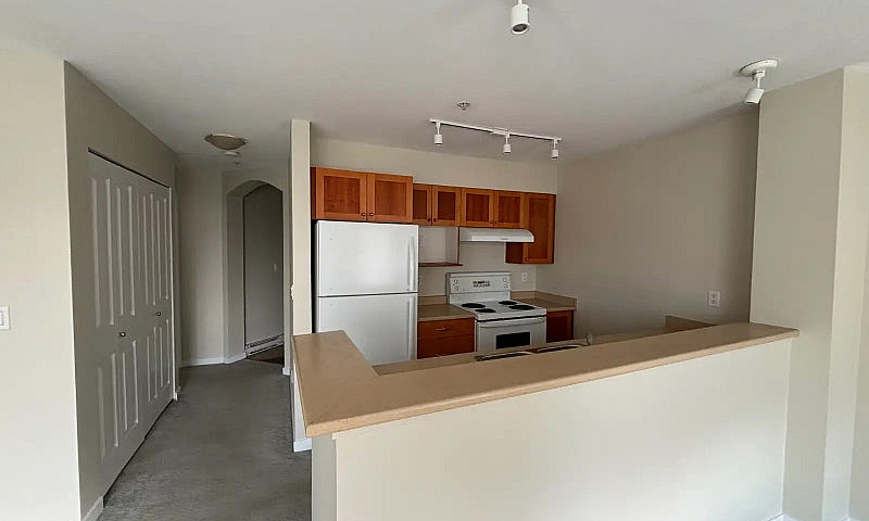 2 Bed/2 Bath Kerrisd...