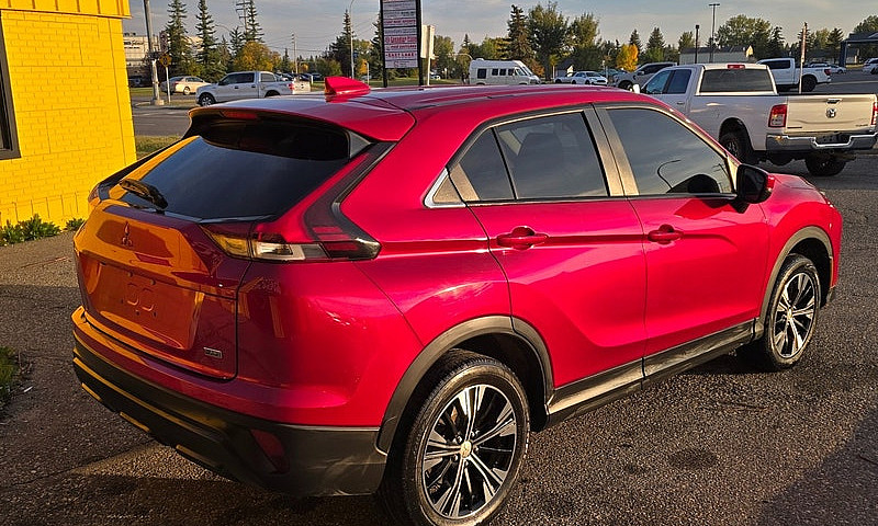 2022 Mitsubishi Ecli...