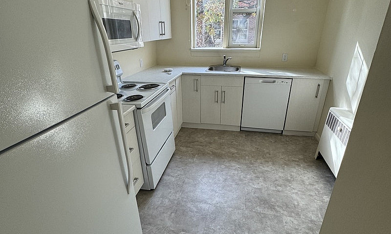 253 River Ave- 1 Bed...
