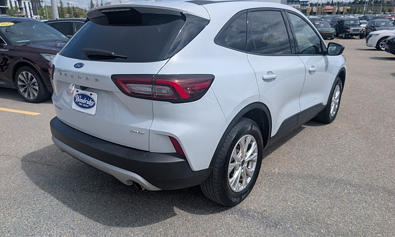 2025 Ford Escape...