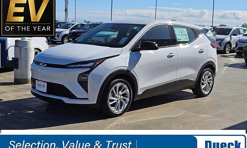 2027 Chevrolet Bolt ...