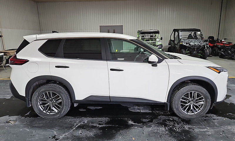 2022 Nissan Rogue...