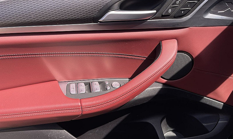 2023 Bmw X4...