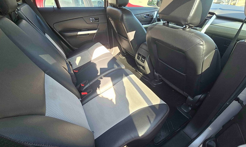 2014 Ford Edge...