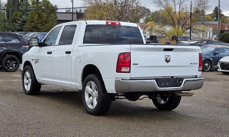 2023 Ram 1500 Classi...