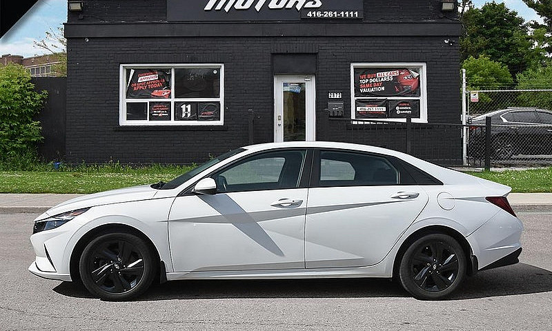 2022 Hyundai Elantra...