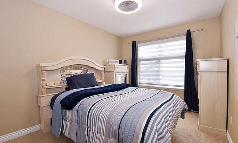 Popular Townhome Com...