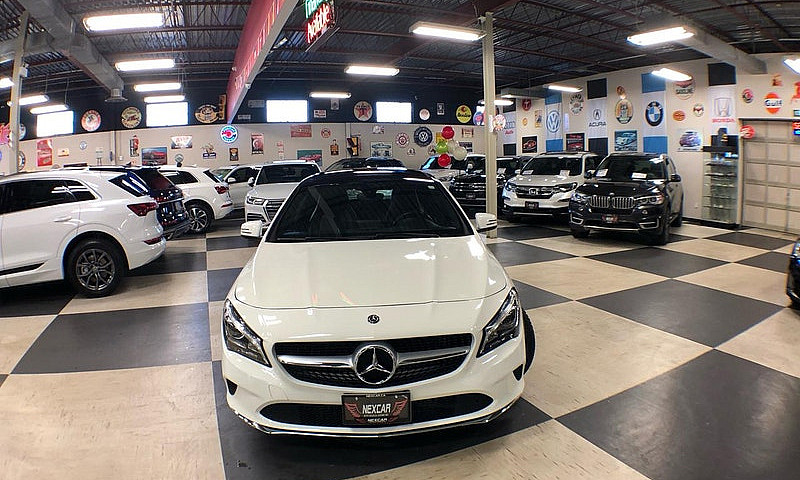 2018 Mercedes-Benz C...
