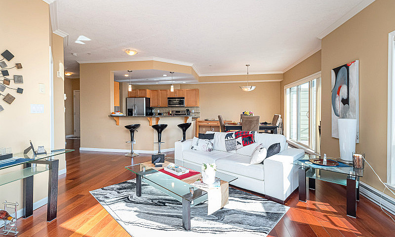2 Bed, 2 Bath, View ...