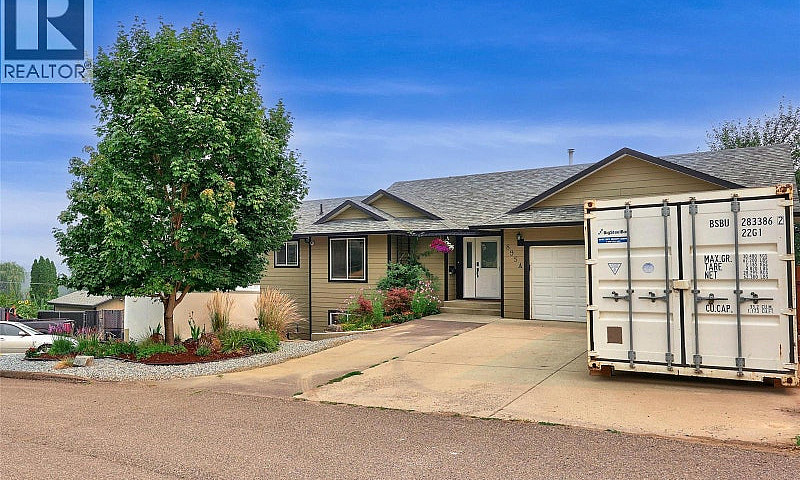 895A Georgeann Road ...