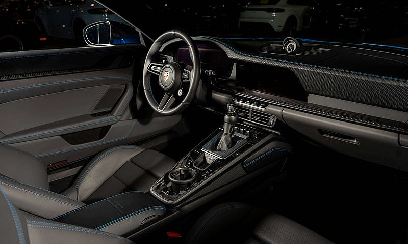 2026 Porsche 911 202...