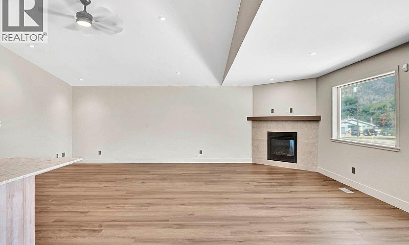 312 Arbutus Street U...