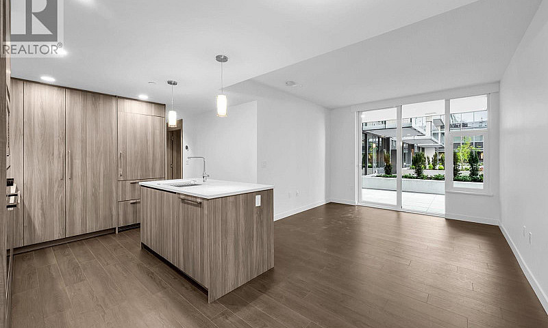 416 8611 Hazelbridge...