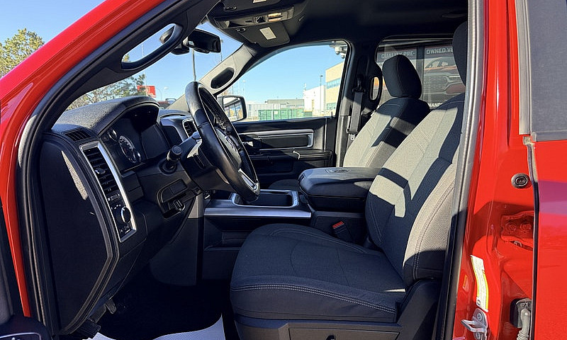2023 Ram 1500 Classi...