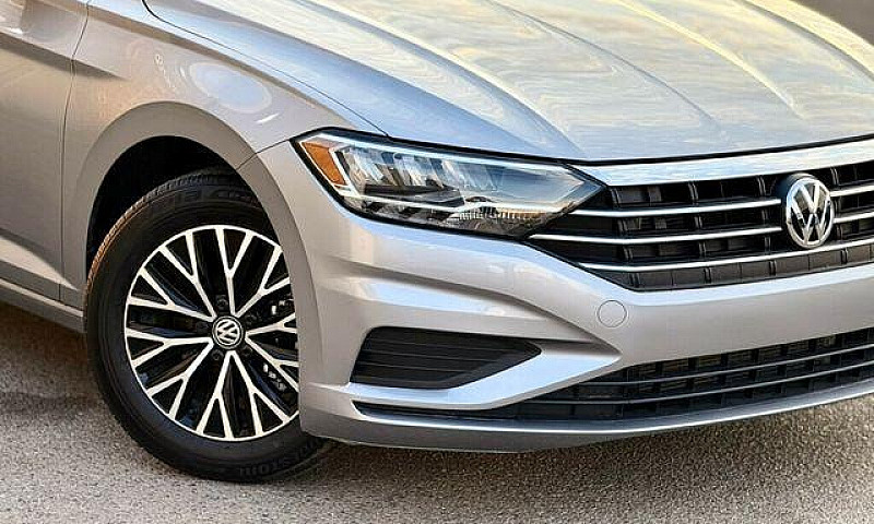 2020 Volkswagen Jett...