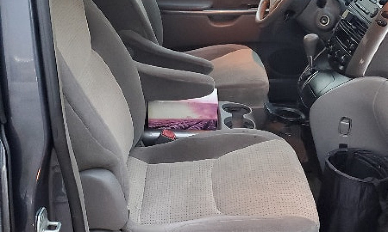 2008 Toyota Sienna, ...