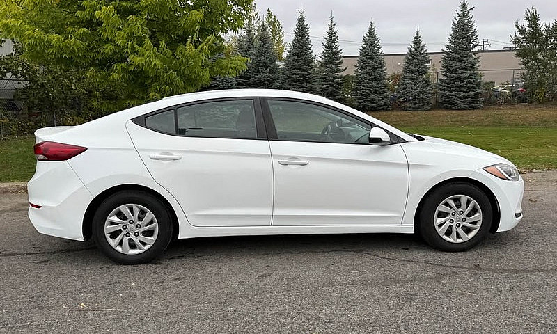 2018 Hyundai Elantra...
