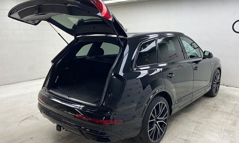 2023 Audi Q7 Technik...