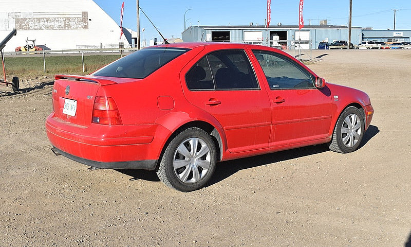2003 Volkswagen Jett...