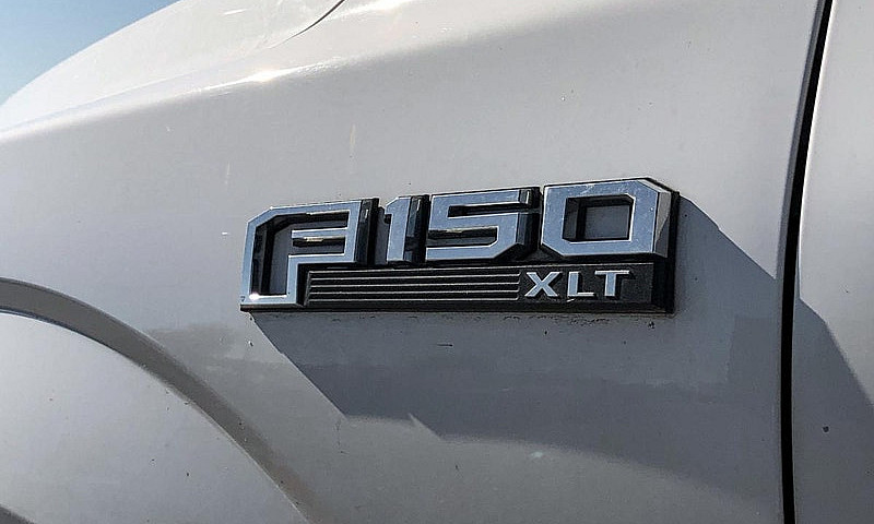 2020 Ford F-150 Xlt ...