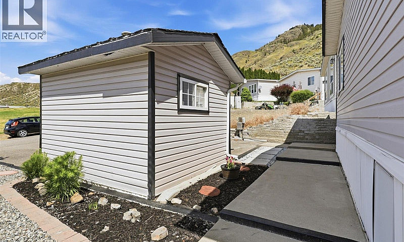 35-3099 Shuswap Road...