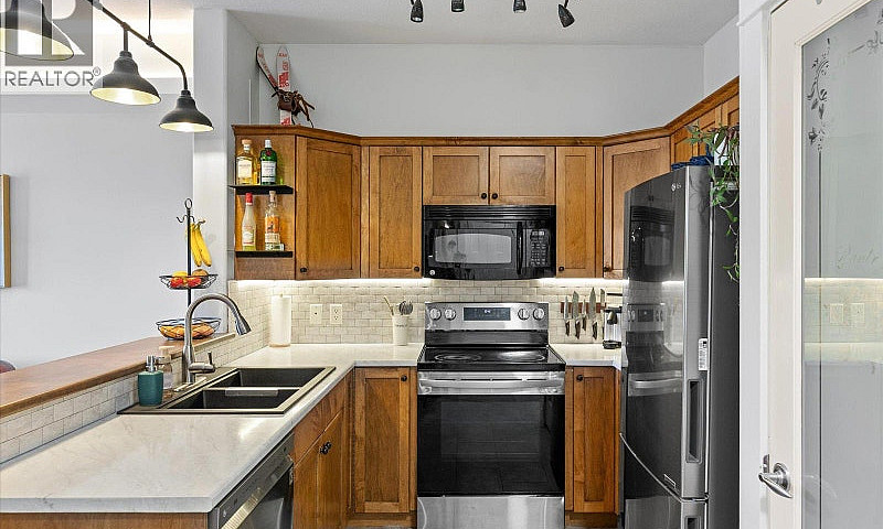 2551 Shoreline Drive...