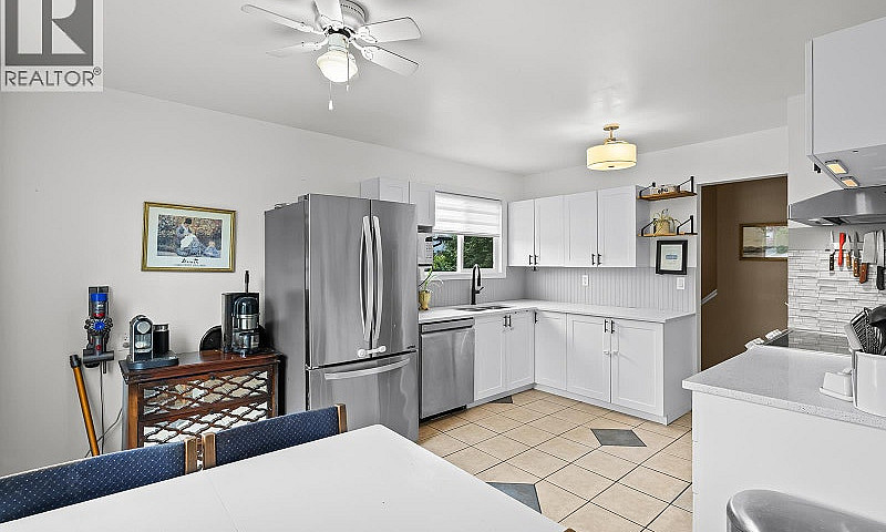 2447 Margaret Road W...