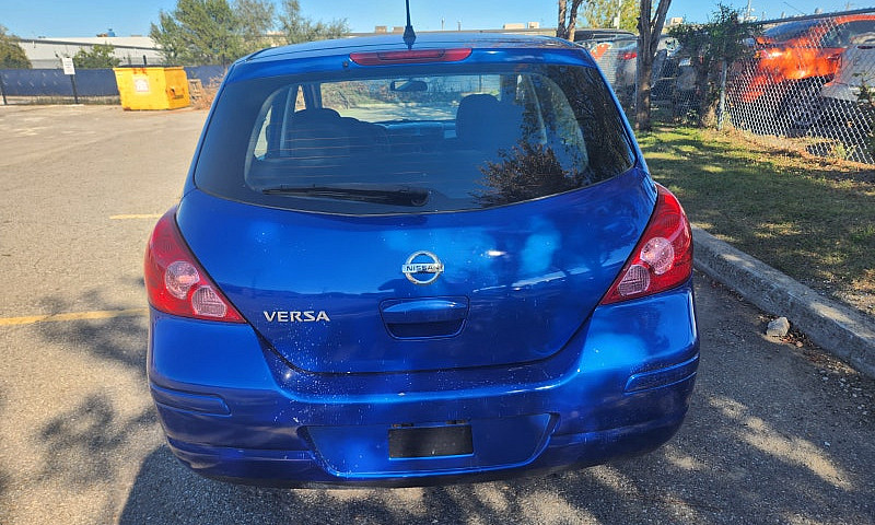 2012 Nissan Versa Sl...
