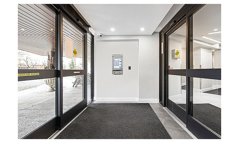 3 Bedroom Apartment ...
