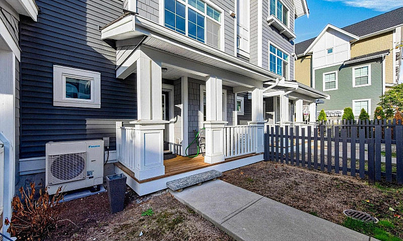 122 20180 84 Avenue ...