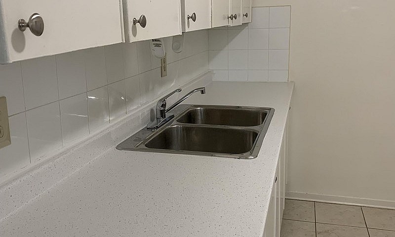 One Bedroom Apartmen...