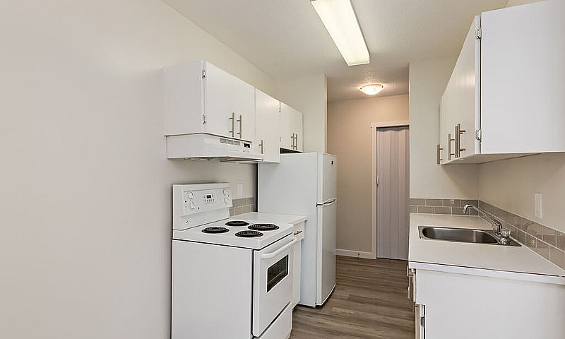 Modern Apartments Wi...