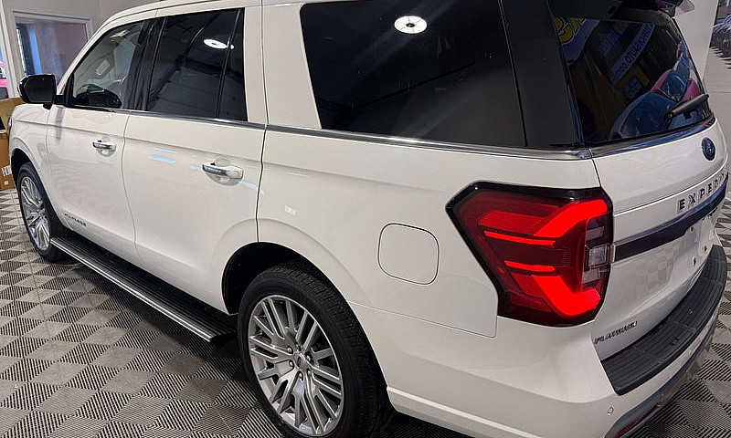 2022 Ford Expedition...