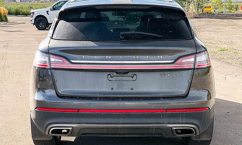 2019 Lincoln Nautilu...