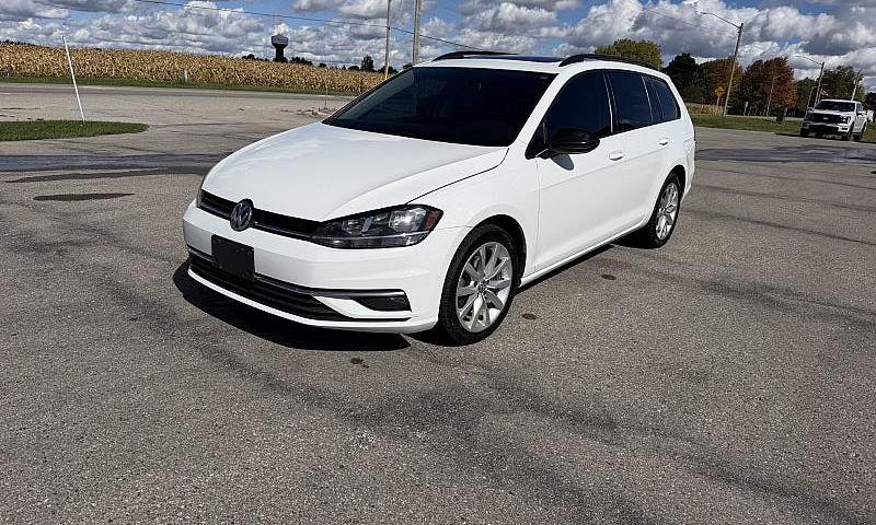 2018 Volkswagen Golf...