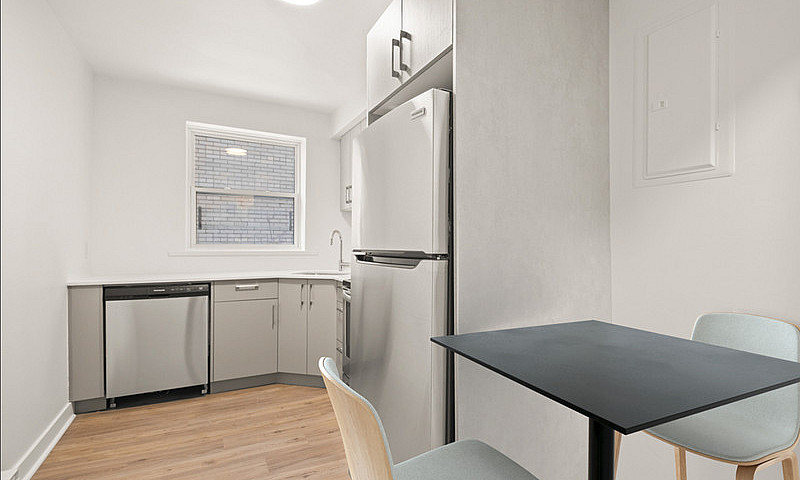296 Broadway - 1 Bed...