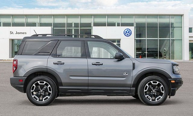 2022 Ford Bronco Spo...