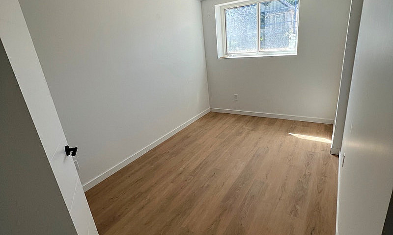 Duplex For Sale $615...